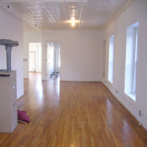 large open loft with wood floors in park slope brooklyn 2A 11215 for rent